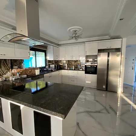 - Luxux - Rooftop - Terrasse - Whirlpool - Pool