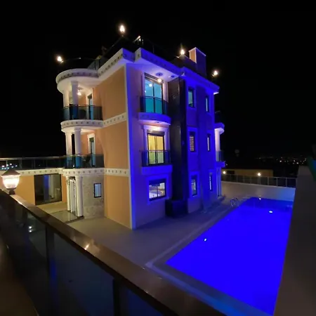 - Luxux - Rooftop - Terrasse - Whirlpool - Pool Villa Alanya