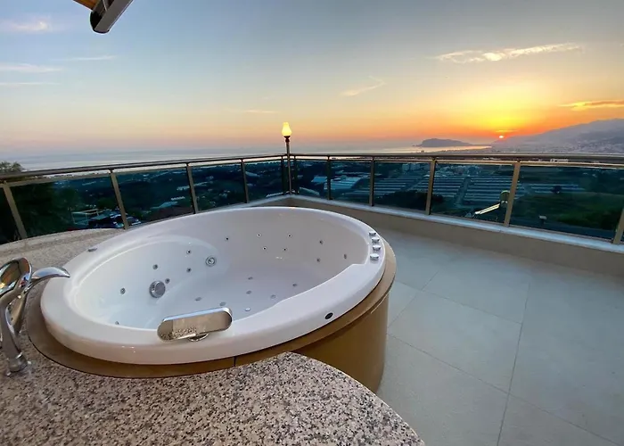 فيلة - Luxux - Rooftop - Terrasse - Whirlpool - Pool *