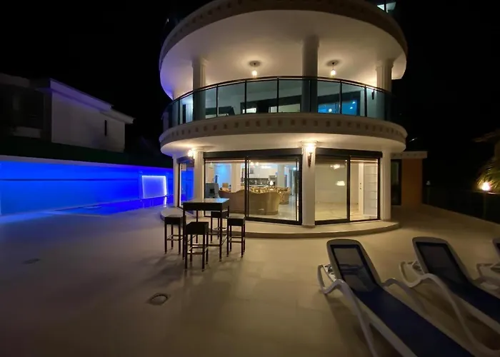 - Luxux - Rooftop - Terrasse - Whirlpool - Pool فيلة