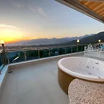- Luxux - Rooftop - Terrasse - Whirlpool - Pool *