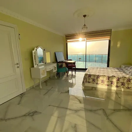 - Luxux - Rooftop - Terrasse - Whirlpool - Pool * Αλάνια
