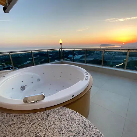Βίλα - Luxux - Rooftop - Terrasse - Whirlpool - Pool *