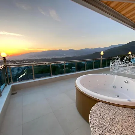 - Luxux - Rooftop - Terrasse - Whirlpool - Pool *